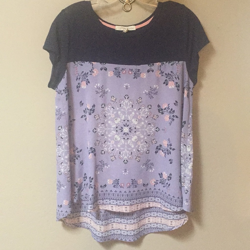 LIKE NEW Sz Large Blouse